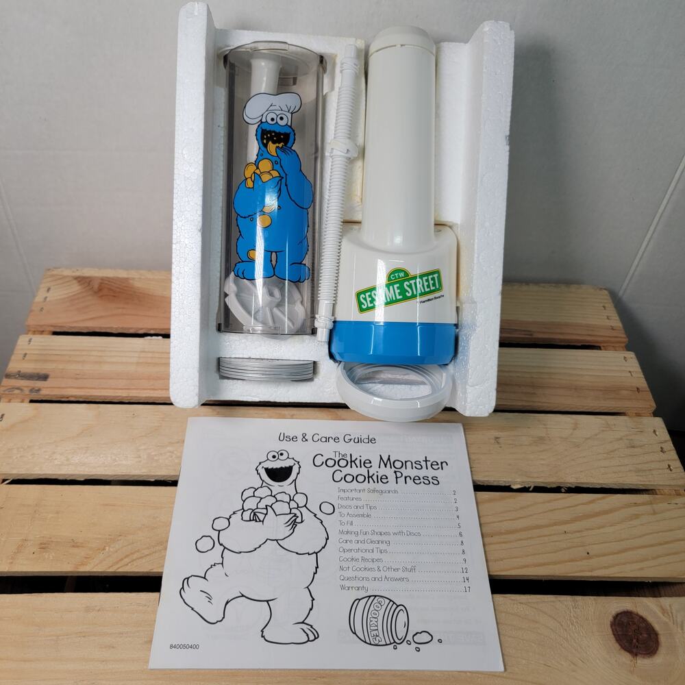 VINTAGE Sesame Street X Hamilton Beach Cookie Monster Cookie Press (1998) - Picture 3 of 6